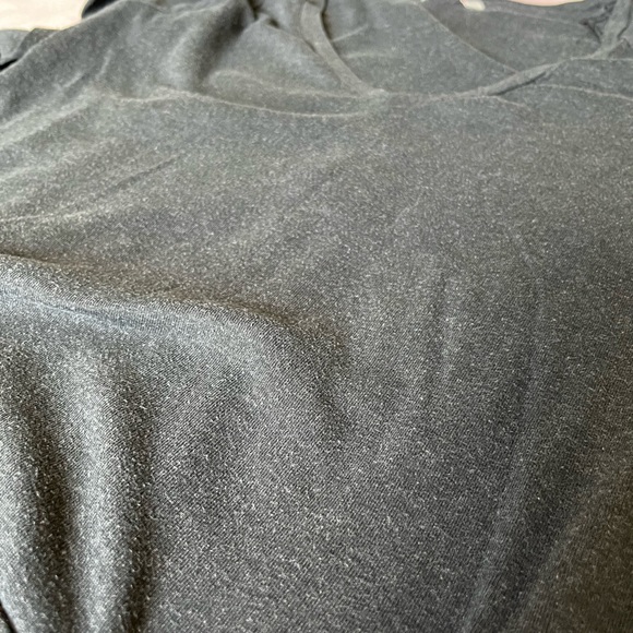 TNA ¾ Length Sleeve Top - Picture 5 of 6